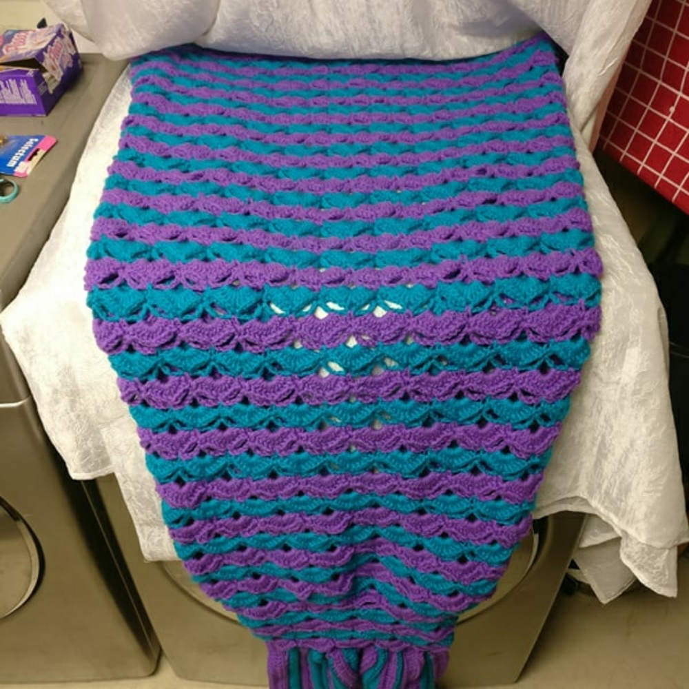 Brand new Plus Size Mermaid blanket